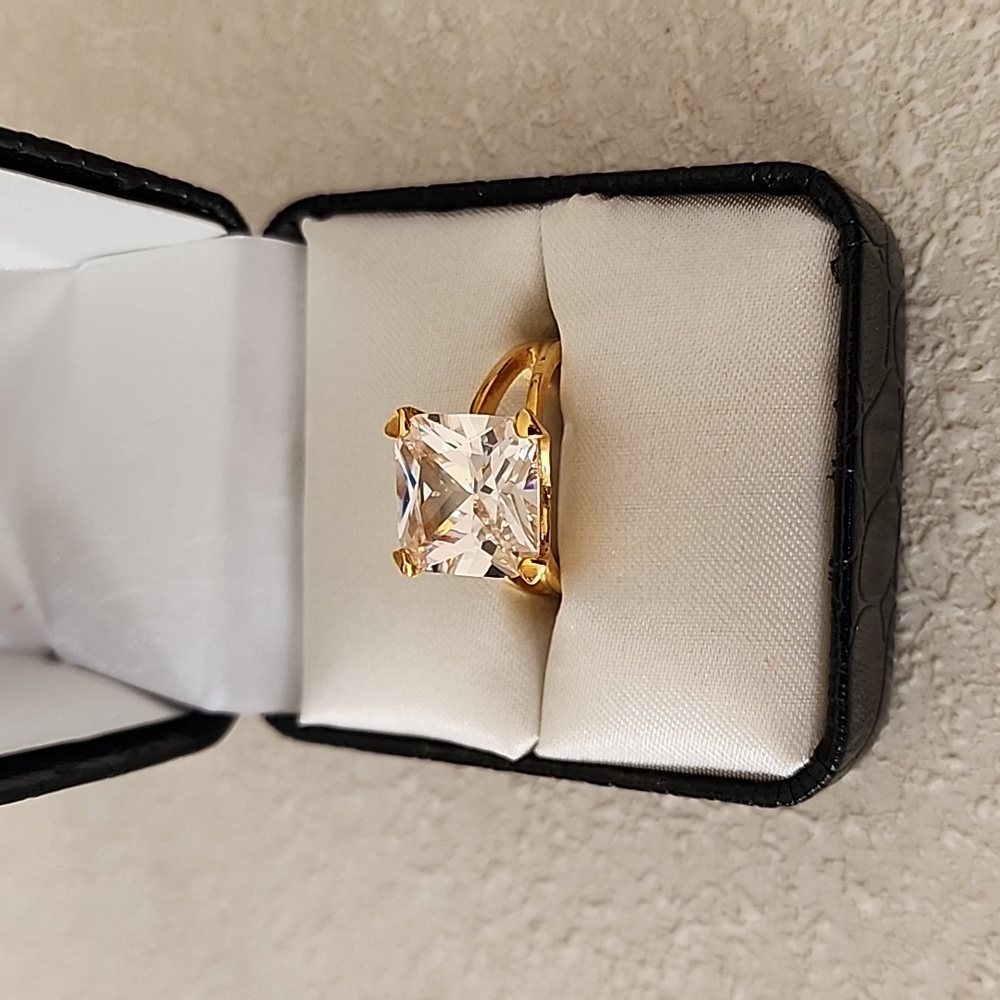 Ring - Size 8